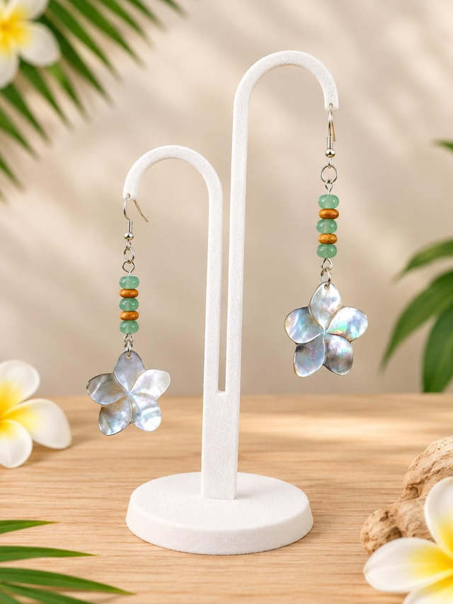 Boucles d’oreilles Fleurs en Nacre &amp; Aventurine Verte