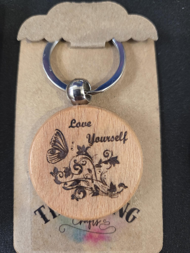 Round wooden keyring