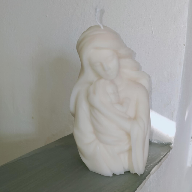 Vierge et l&#039;enfant 