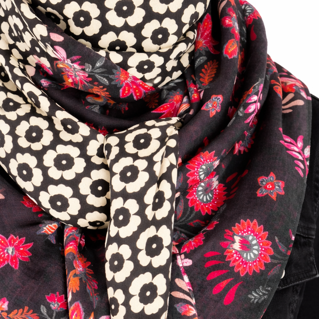 Foulard triangle — Noir Floral & Crème Graphique