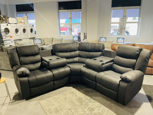The Deluxe 5 seater corner sofa  £899