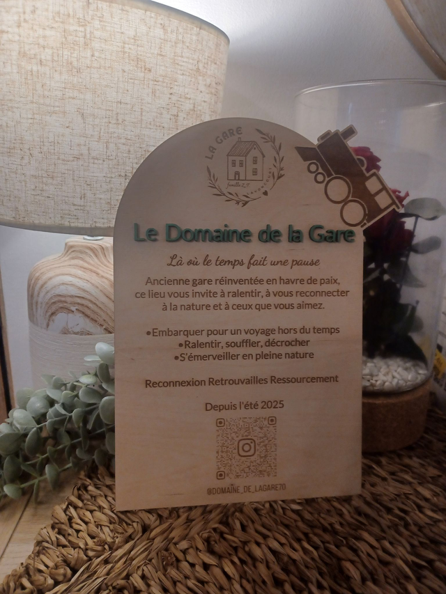 Affiche personnalisée en bois – Souvenir d’événement unique