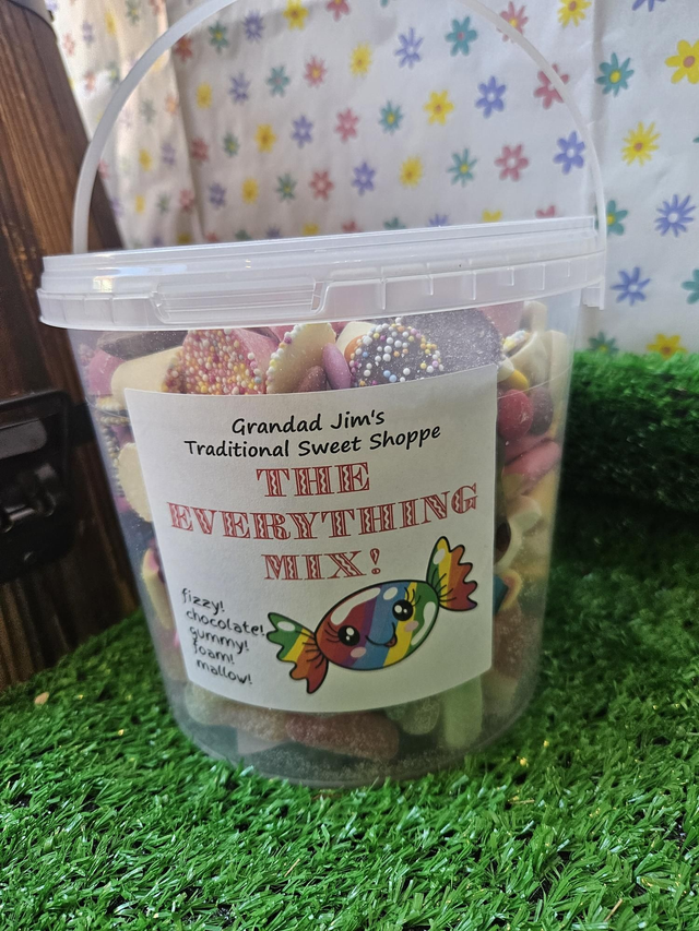 1.7kg Everything Mix Bucket 