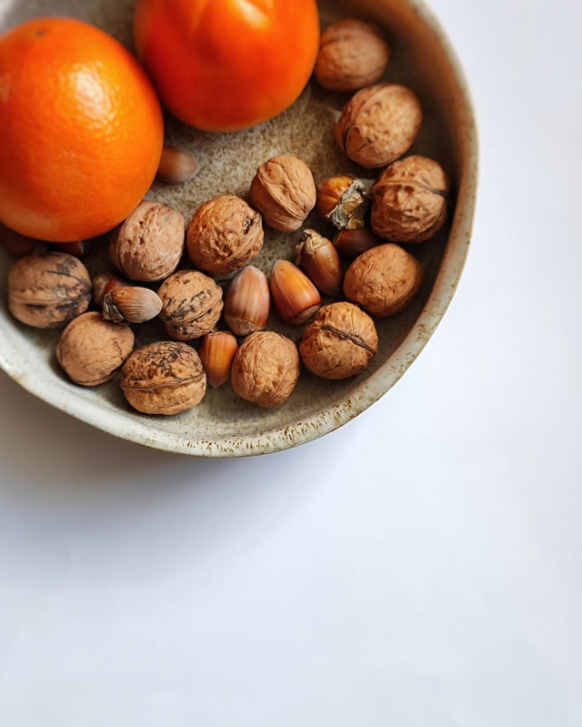 Miska beżowa nakrapiana 750 ml