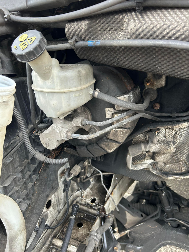 (USED) Ford Transit MK8 2.2 Diesel RWD (2013-2017) - Brake Servo &amp; Master Cylinder