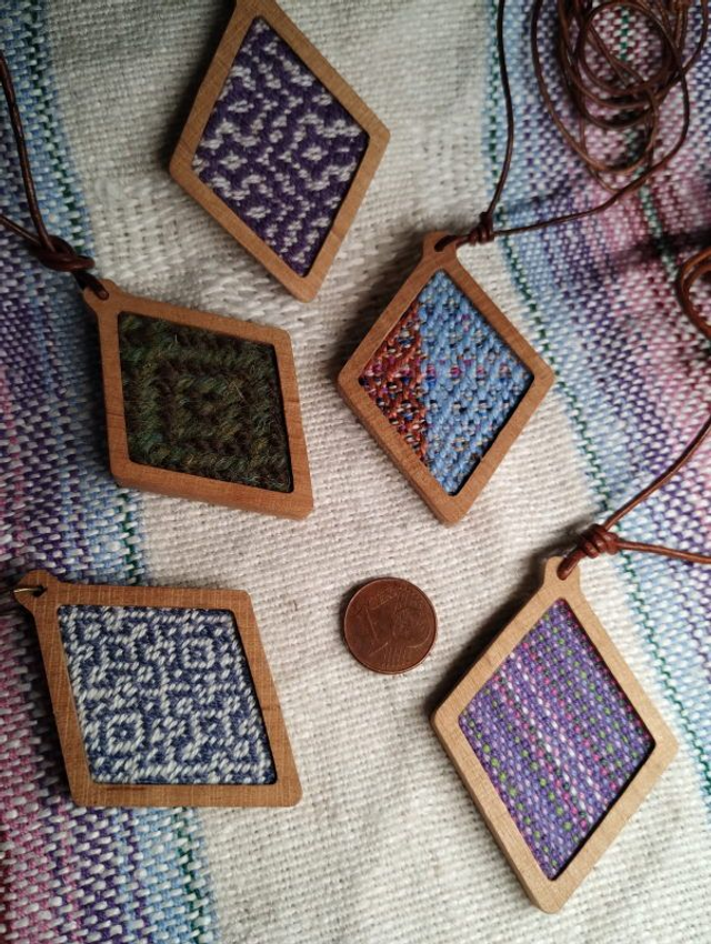 AvB Design Schmuckanhänger Raute I