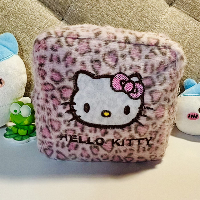 Kitty zipped bag Pink Leopard print design