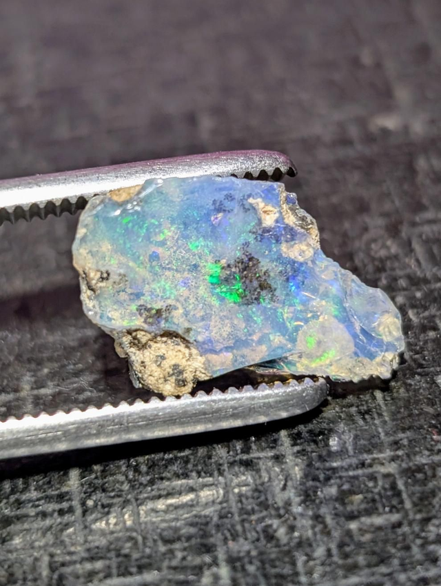 Opale Éthiopienne Manganèse 