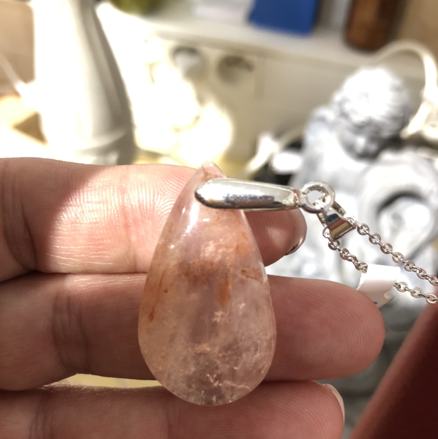 Quartz cerise &amp; chaîne inox