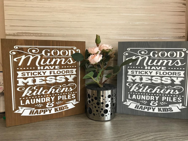 Good Mums solid wood block