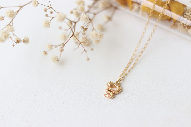 Collier pendentif SERPENT