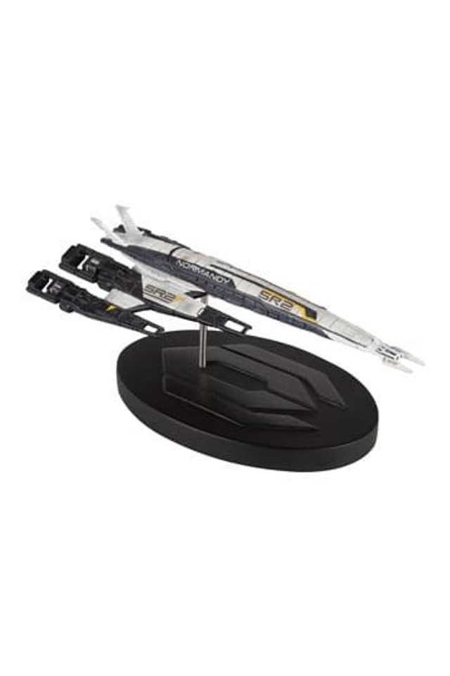 Mass Effect: Cerberus Normandy SR-2 Replica