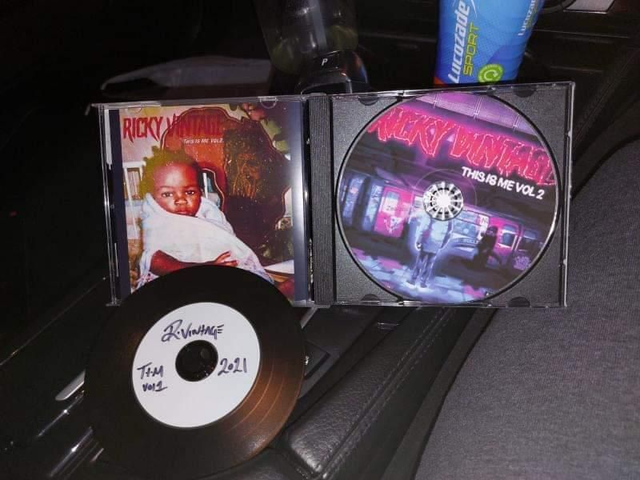 T.I.MVol2 (FULL Signed Album CD)