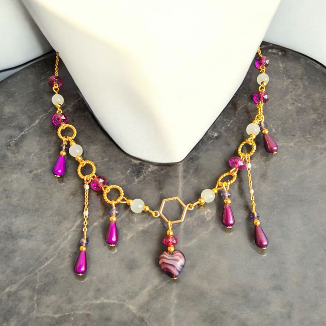 Collier gouttes et cœur en acier inoxydable – création artisanale Les Perles de la Fantaisie.