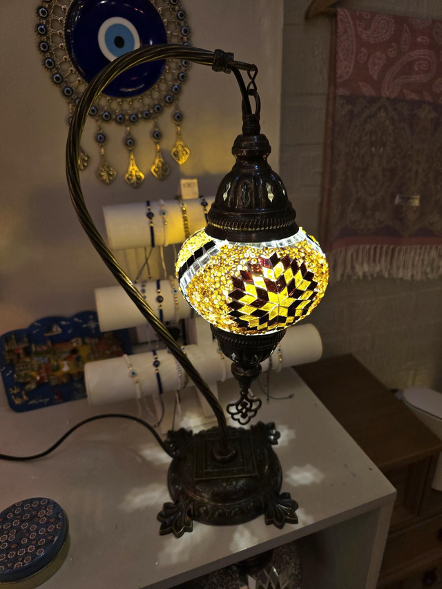 Medium Mosaic Swanneck Table Lamp