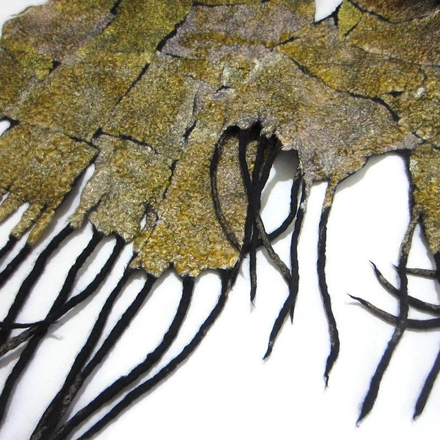 Sciarpa lungo morbido caldo Sciarpa donna unisex uomo feltro oro nero lana merino seta infeltrita Sciarpa fatta a mano Regalo unico per lui