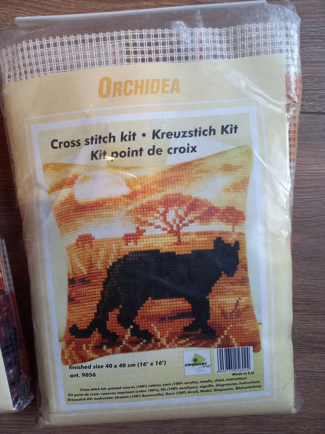 Kruissteekkussen Orchidea (9056)