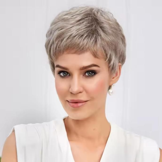 Perruque synthétique courte