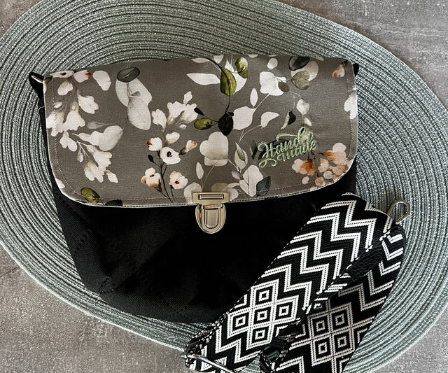 Handtasche mit Verschluss Eukalyptus grün 