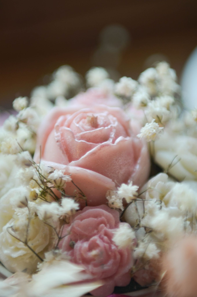 🌸 Bouquet éternel – Tasse parfumée blanche et fleurie