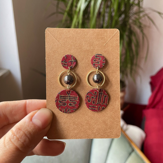 Trio Cercle - Boucles d'oreilles en tissu rouge et doré