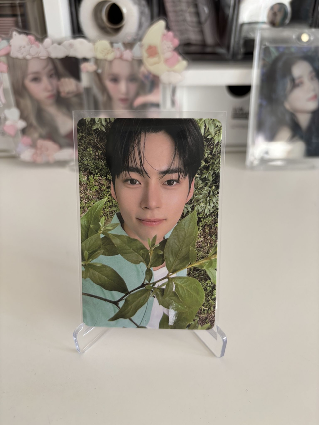 PC OFFICIEL DE HANBIN DE ZB1