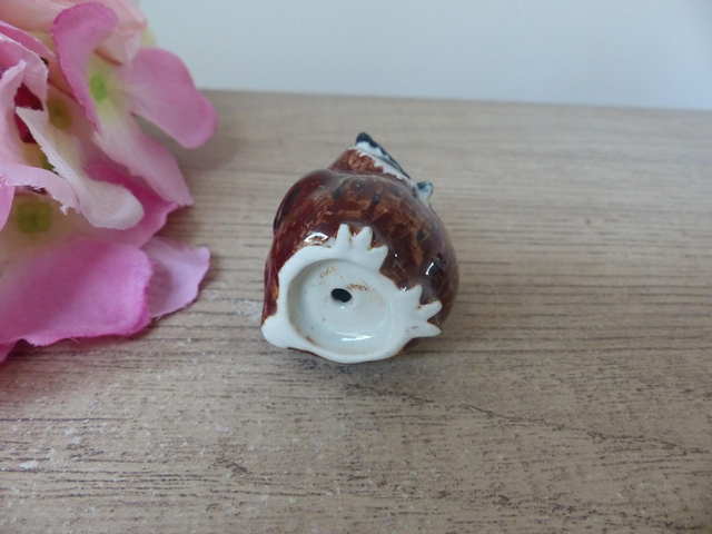 Petit hibou miniature en céramique peint à la main – Figurine vintage porte-bonheur à collectionner, décoration originale, cadeau animalier