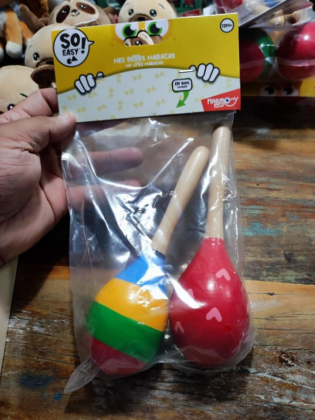 MES PETITS MARACAS BOIS