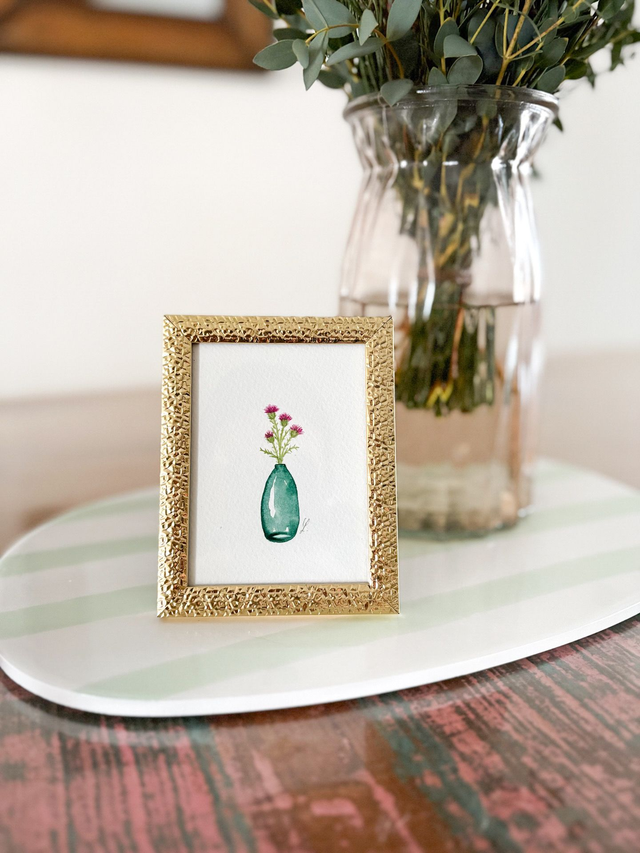 Aquarelle originale - Cadre doré miniature avec vase et chardons lorrains  