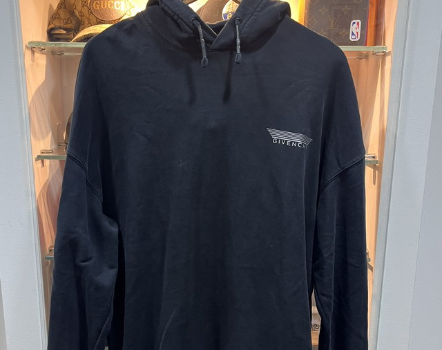 Givenchy hoodie size L pre-owned
