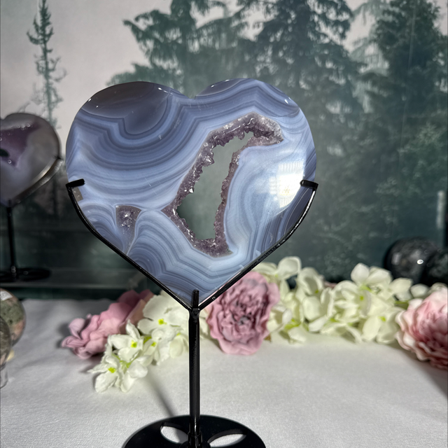 Druzy amethyst agate heart on custom stand