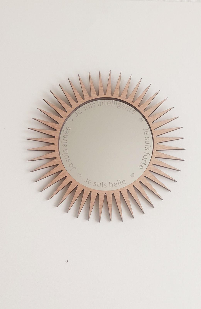 Miroir fleur ou soleil, confiance en soi
