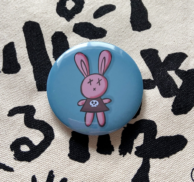BADGE LAPIN ROSE