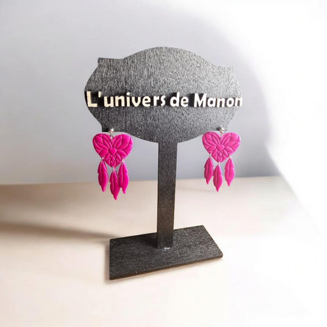 Boucle d&#039;oreille en argile polymère fushia 