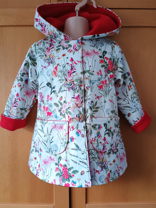 Coat - 2 yrs (92 cm).   Ladybird's garden