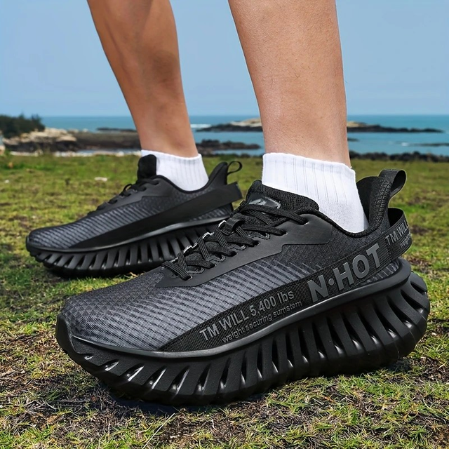 Men's Lightweight Breathable Running Shoes