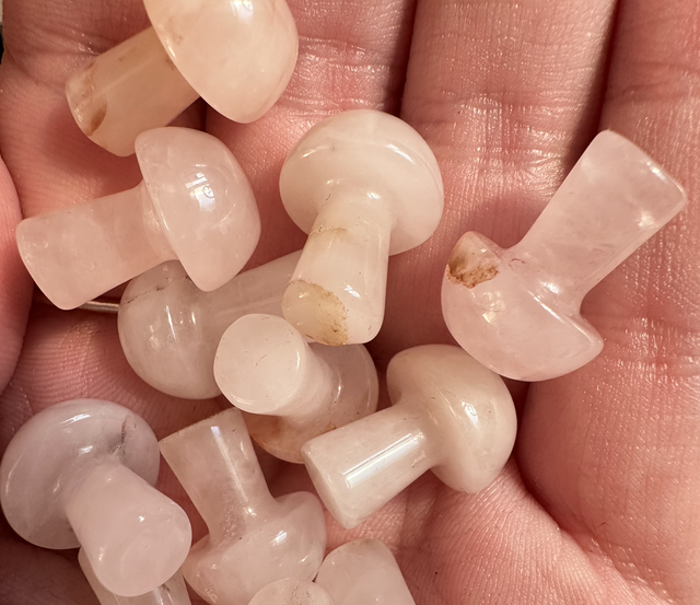 10 x rose quartz mushrooms