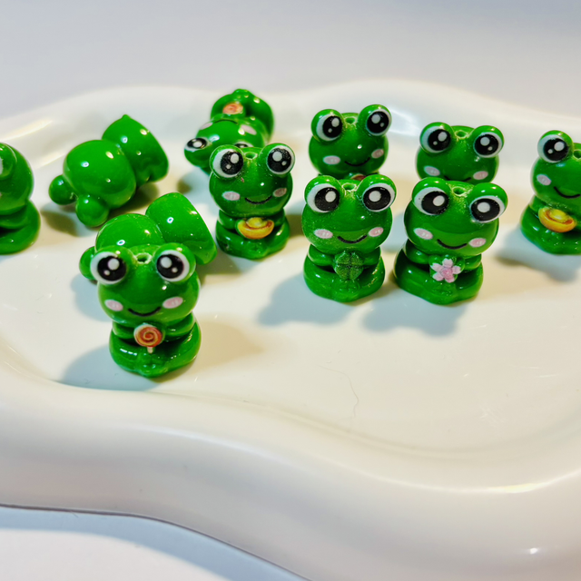 Cute Frog beads or pen toppers x 4 mix 