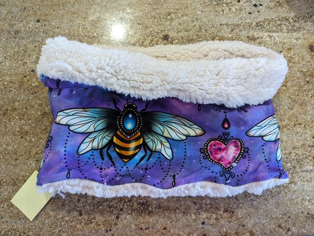 Jewel bee snood 