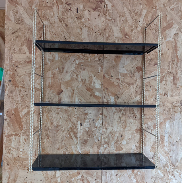 Etagère string métal noir et doré