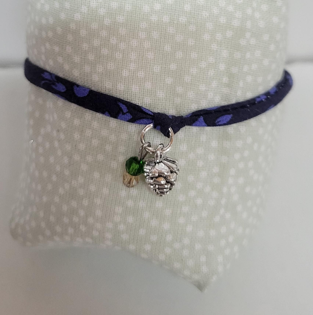 Bracelet liberty pomme de pin