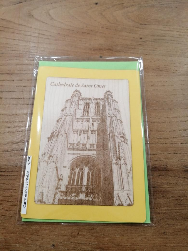 Carte en érable avec enveloppe