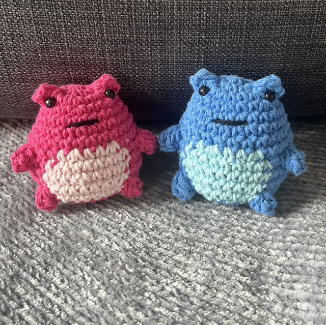 Couple grenouilles
