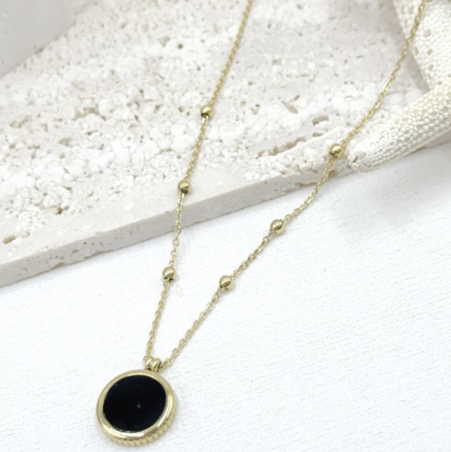 Collier perle noire