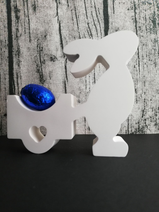 Osterhase mit Anhänger