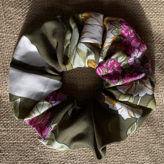 Chouchou XL imprimer fleurie kaki/rose