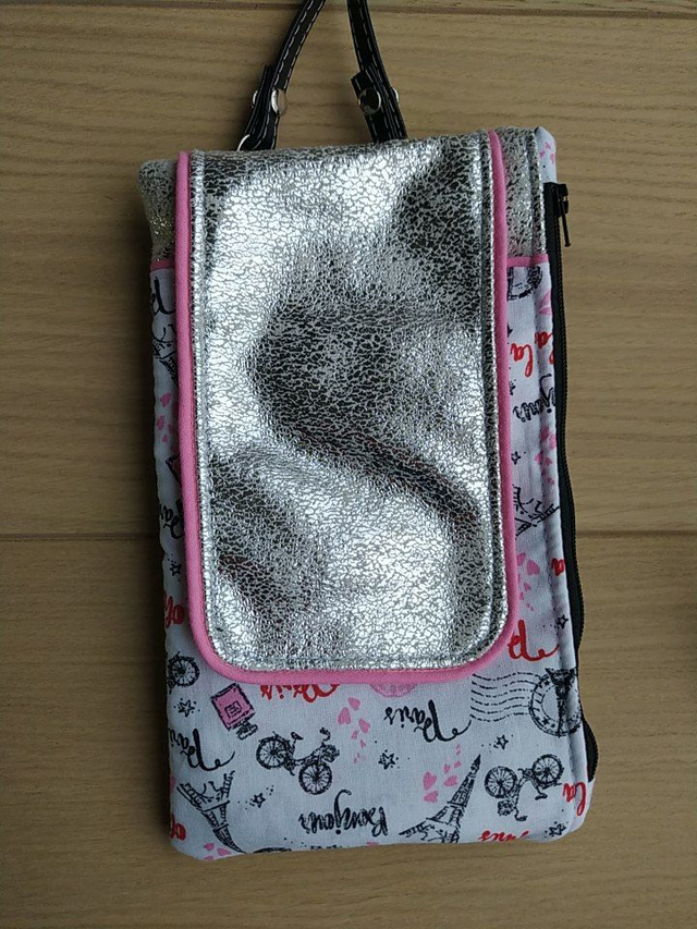 Pochette pour téléphone Holly