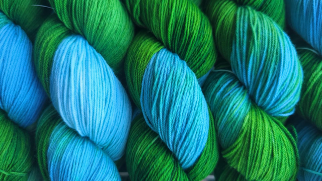  Multi Talented 4ply Bower 100g/400m