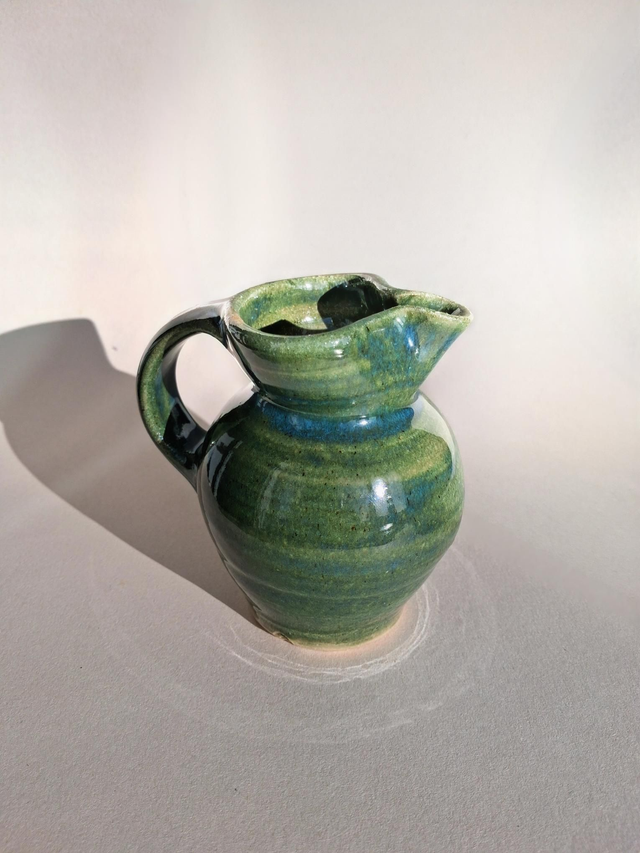 Green jug/vase 1