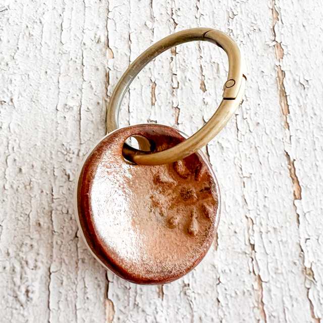 Porte-clés WORRY STONE « le soleil dans le cœur »